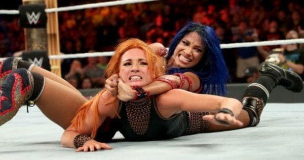 Becky Lynch Versus Sasha Banks at Hell In A Cell