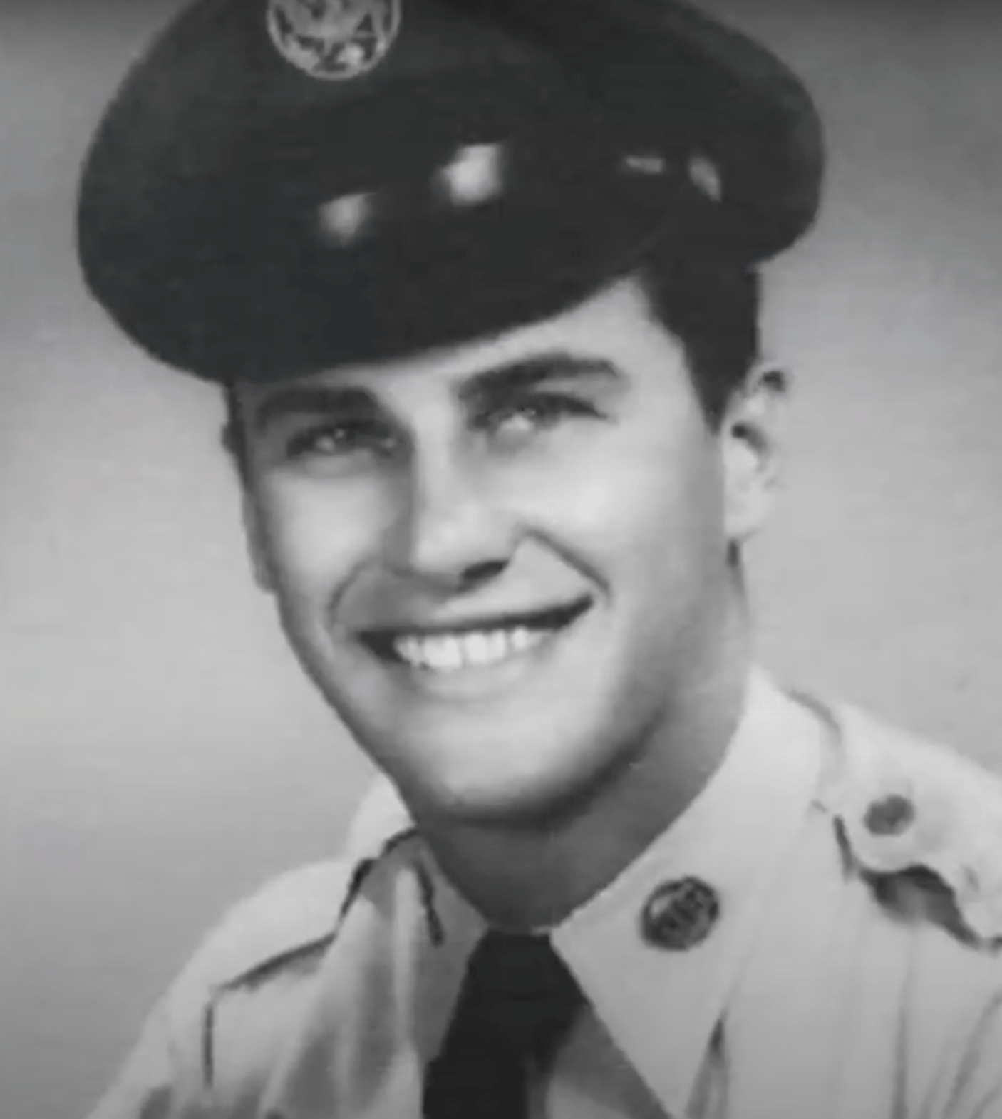 celebrities who are veterans