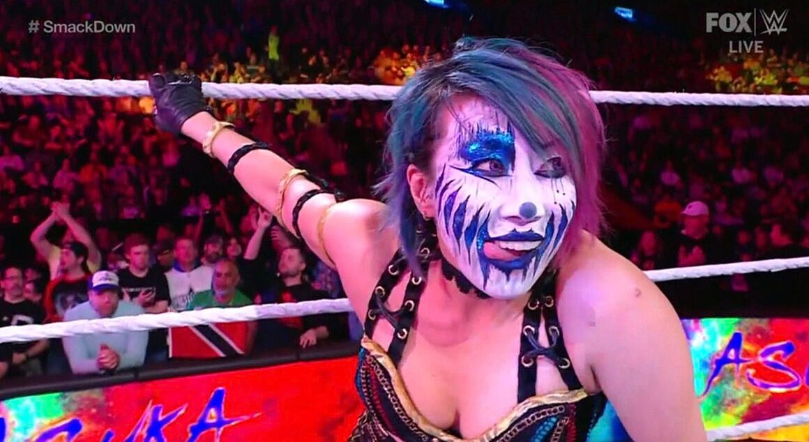 elimination chamber looms large