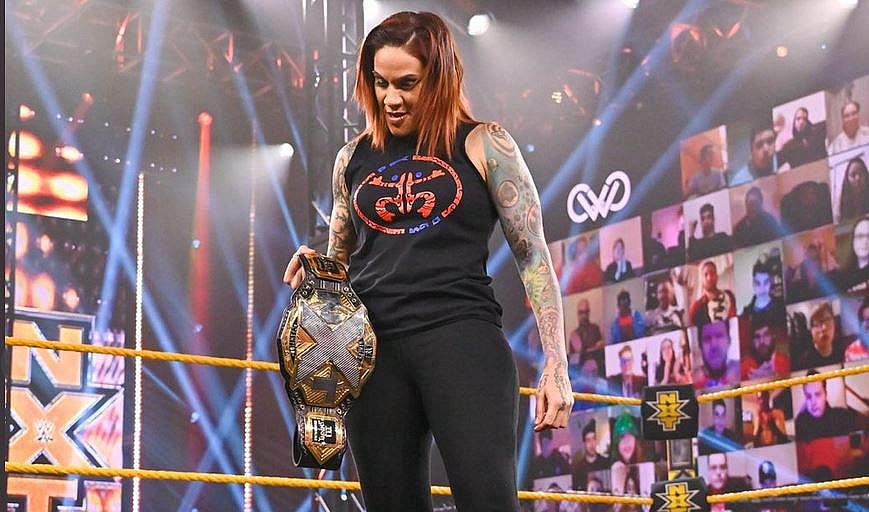 fans and superstars react