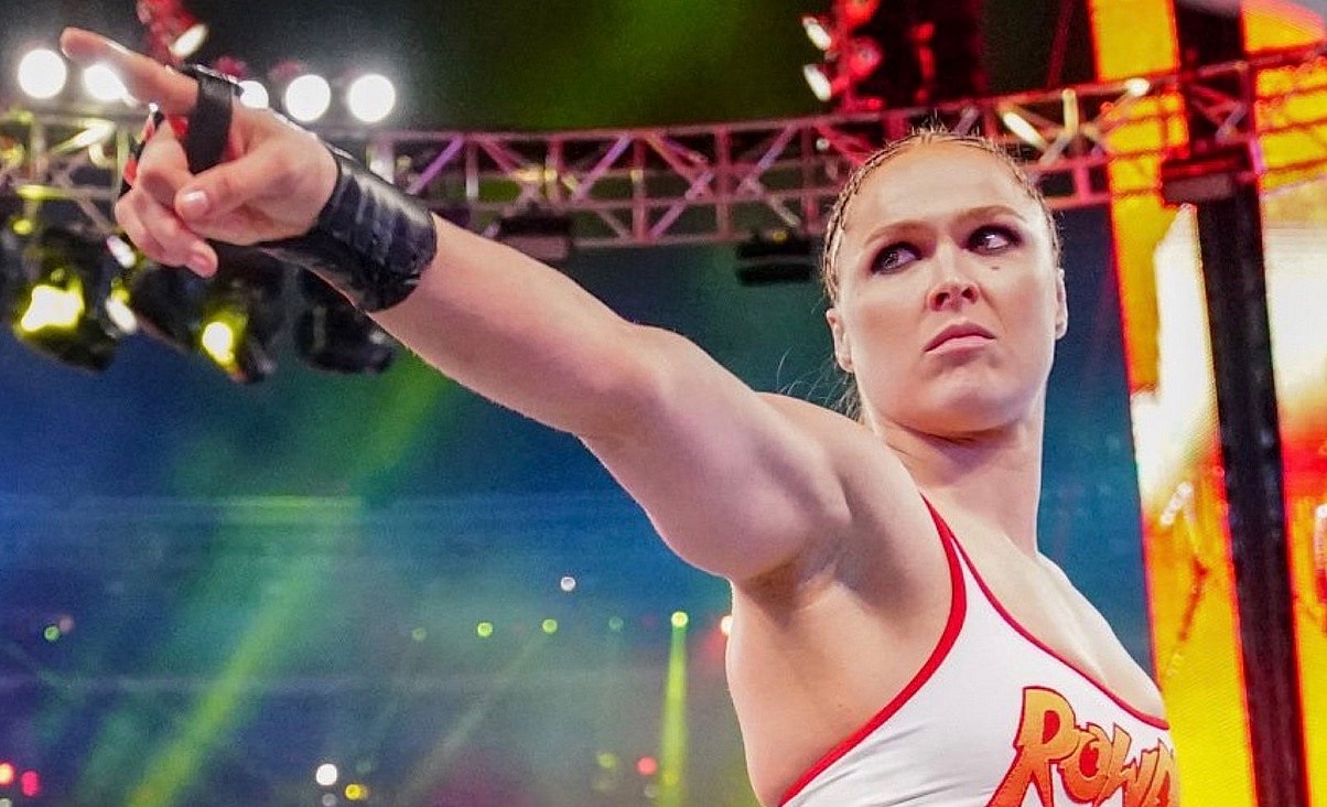 reaction aew house shows