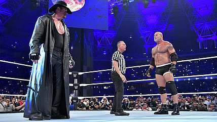Super Showdown In A Nutshell: WrestleMania It Is Not