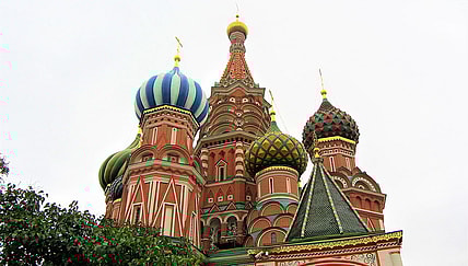 musicians playing in Russia