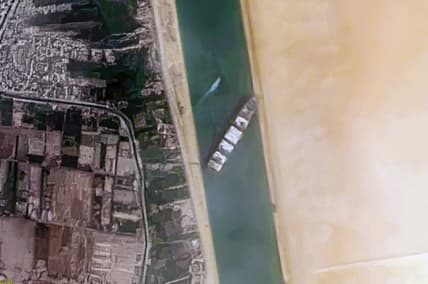 Suez Canal ship run around international shipping problem
