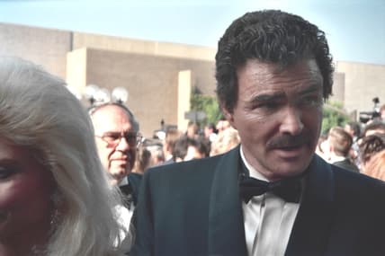 Burt Reynolds statue