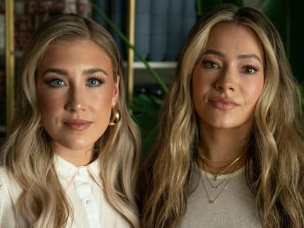 Maddie and Tae Announced They're Splitting Google Commons