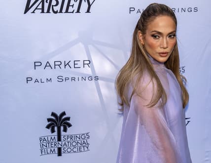 Syndication: Desert Sun / jennifer lopez movies