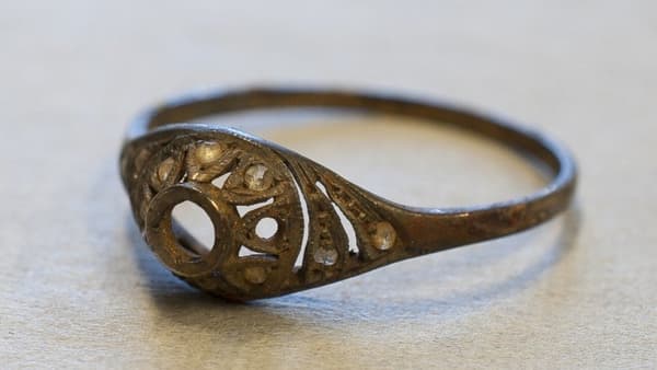 Auschwitz Ring