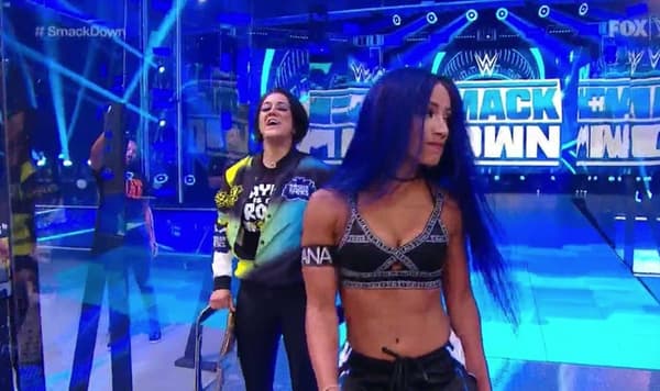 sasha banks' tribute to hana kimura