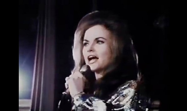 Jeannie C Riley