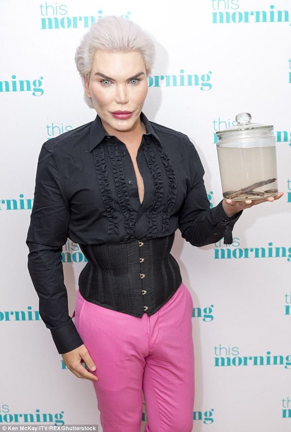 Human Ken Doll Rodrigo Alves