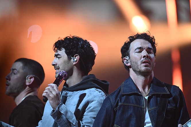 CFL: 2024 Grey Cup Championship-Winnipeg Blue Bombers at Toronto Argonauts / camp rock 3