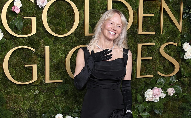 Entertainment: 82nd Annual Golden Globe Awards - Red Carpet + Press Room