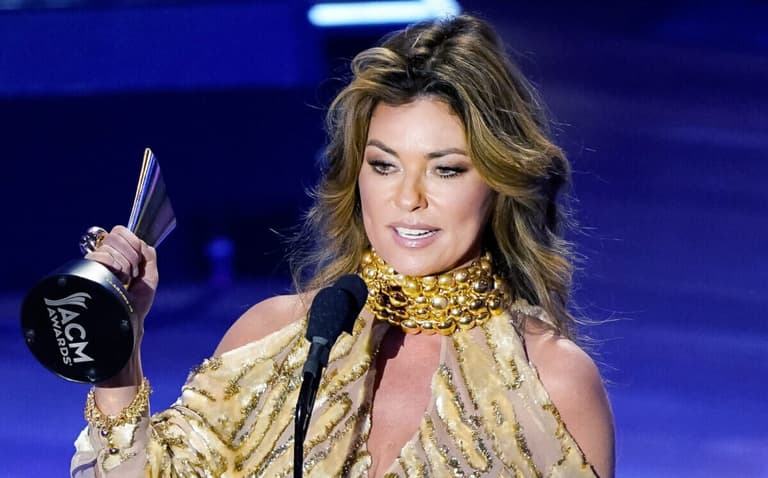Shania Twain accepts the Poet's Award during the Academy of Country Music ACM Honors at the Ryman Auditorium in Nashville on