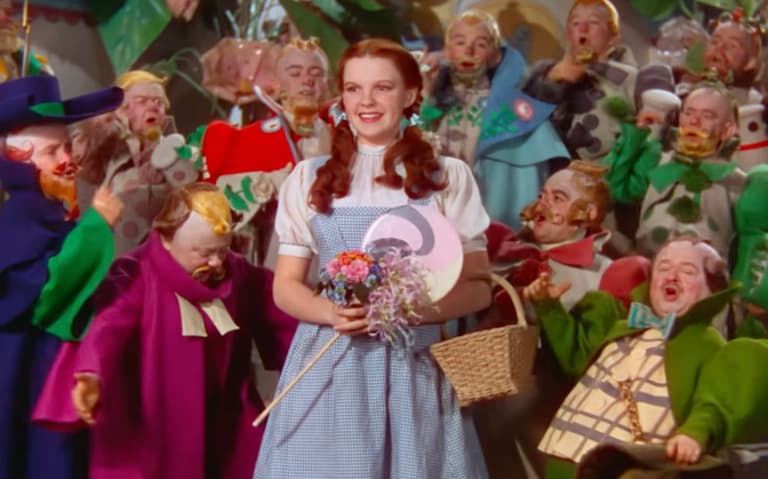 judy garland and munchkins