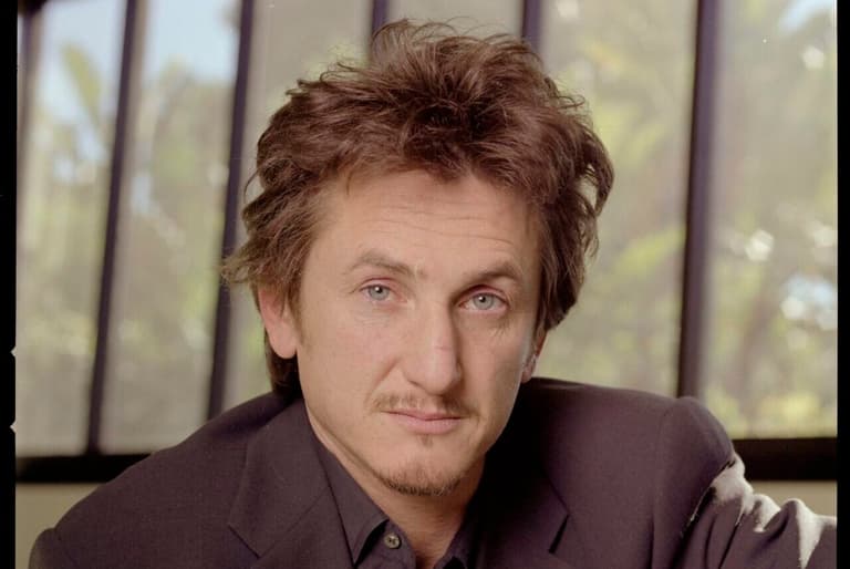 Dec. 4, 2001; Los Angeles, CA, USA; Sean Penn sits for a portrait while promoting the 2001 motion picture    I Am Sam.