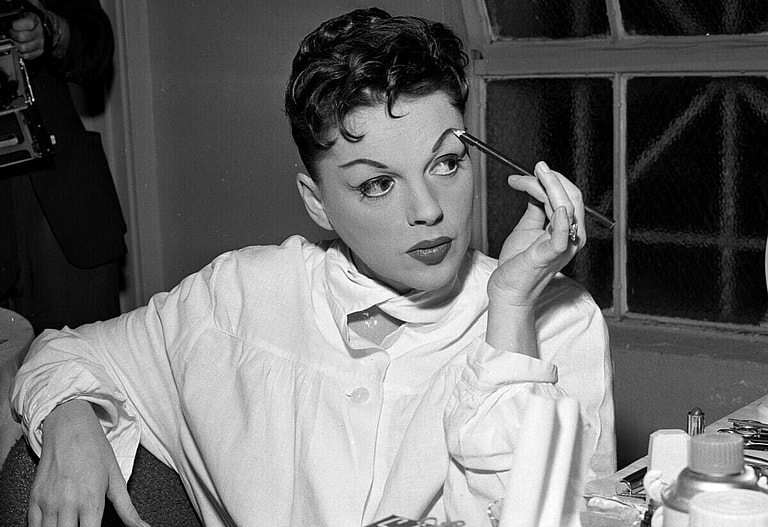 judy garland / actresses who died young