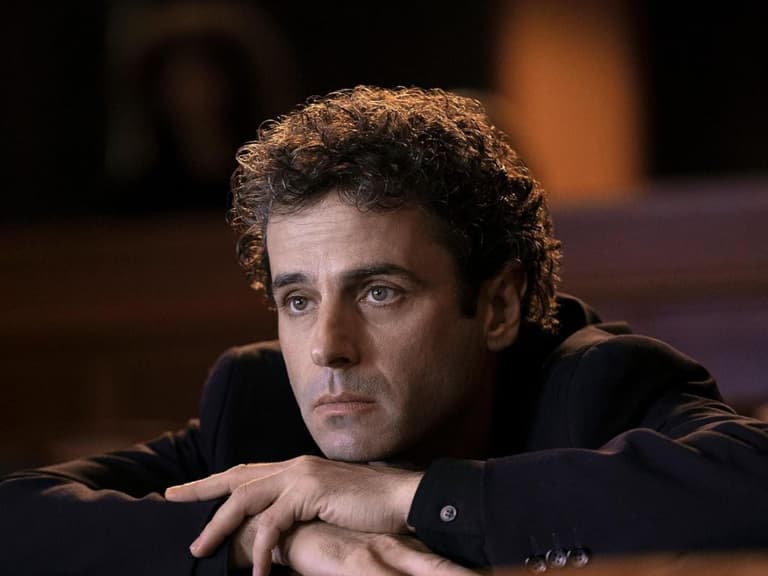 Luke Kirby in Etoile Prime Video