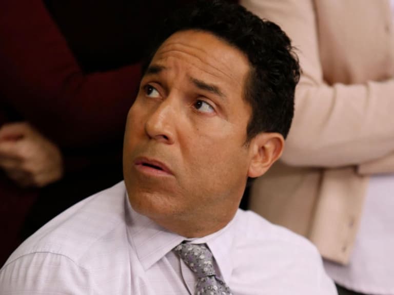Oscar Nunez The Office Hulu
