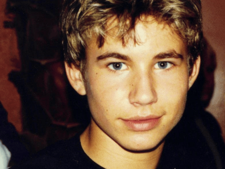 celebrities who left Hollywood
