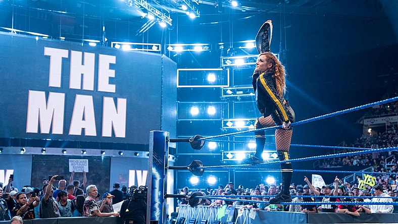 Photos Showing Becky Lynch's Transformation Into 'The Man'