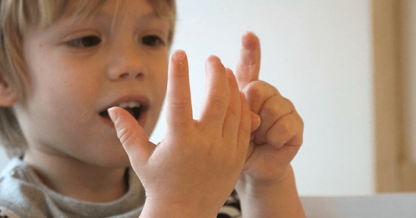 counting fingers