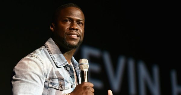kevin hart thanks god airplane incident