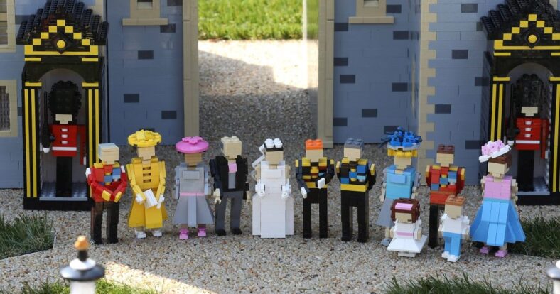 Meghan Markle lego