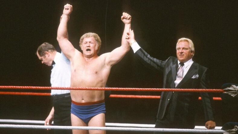 WWE Helps Harley Race + Big Cass Opens Up About Personal Demons