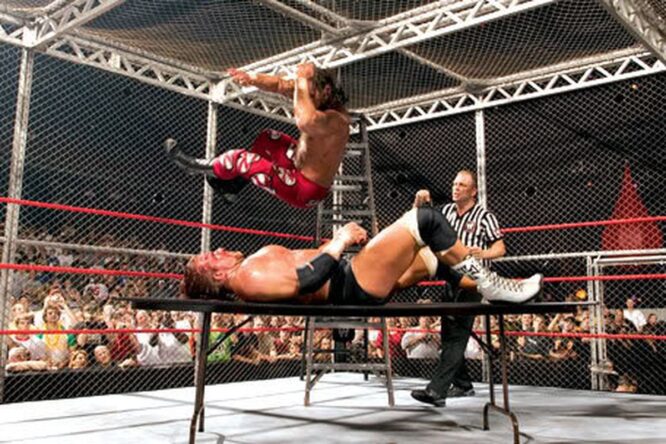 15 Greatest Hell In A Cell Matches In WWE History (Photos)