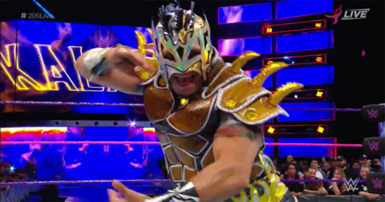 Kalisto suffers an injury