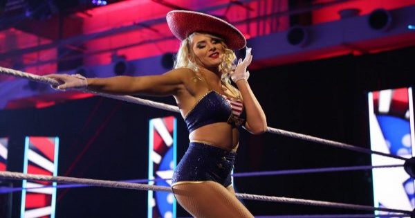 Lacey Evans comes to the defence of the WWE