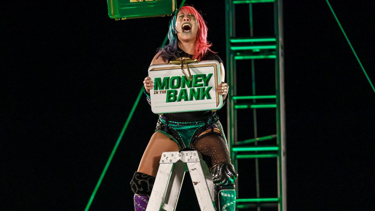 why asuka won briefcase