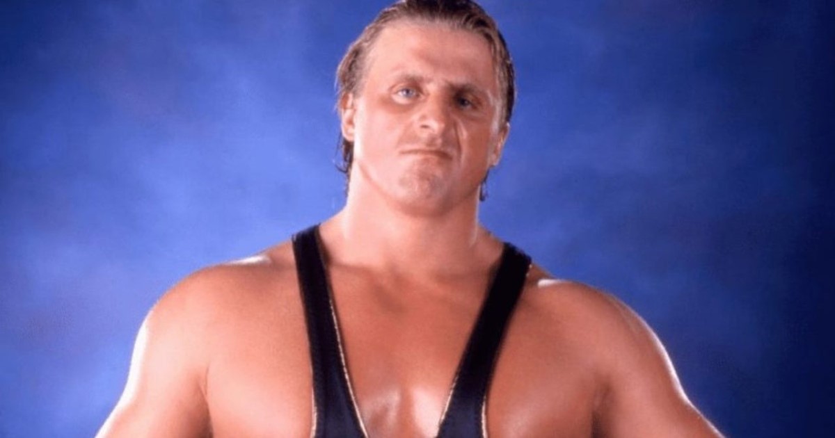 8 Wwe Wrestlers Who Died When They Were Still Young 