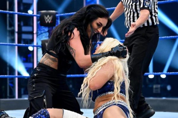 Sonya Deville wants lesbian storyline