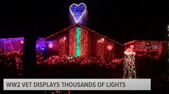 WWII Veteran Christmas lights viral Texas Ray Terry