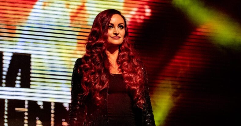 Maria Kanellis Flashed Team