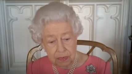 Queen Elizabeth cancels trip