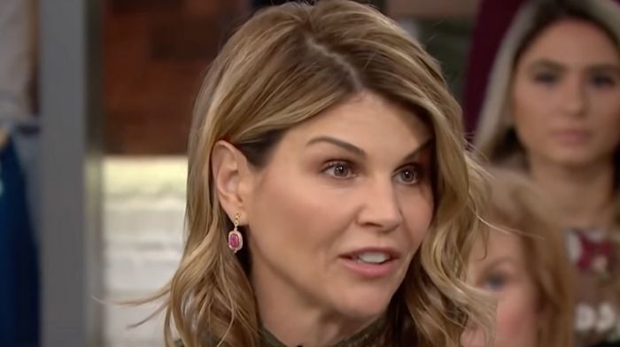 Lori Loughlin leave country