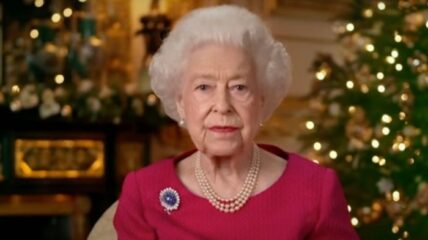 queen elizabeth loss christmas time lady in waiting farnham duchess