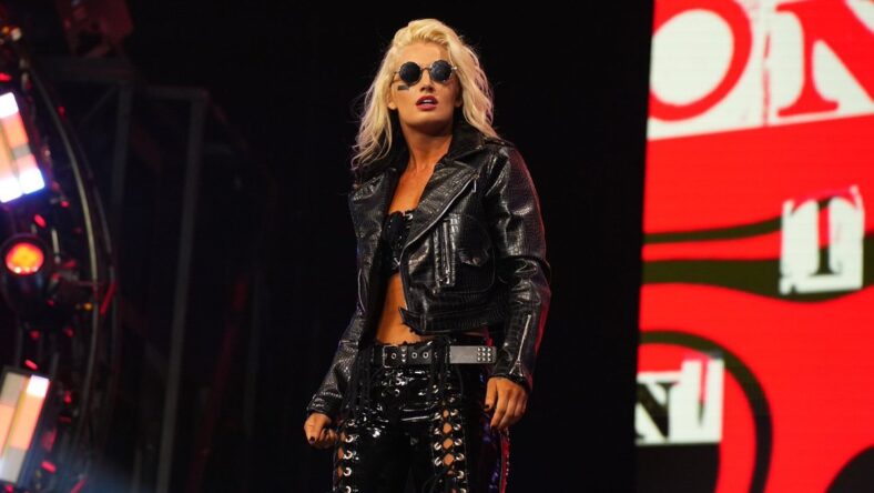 Toni Storm Walking WWE