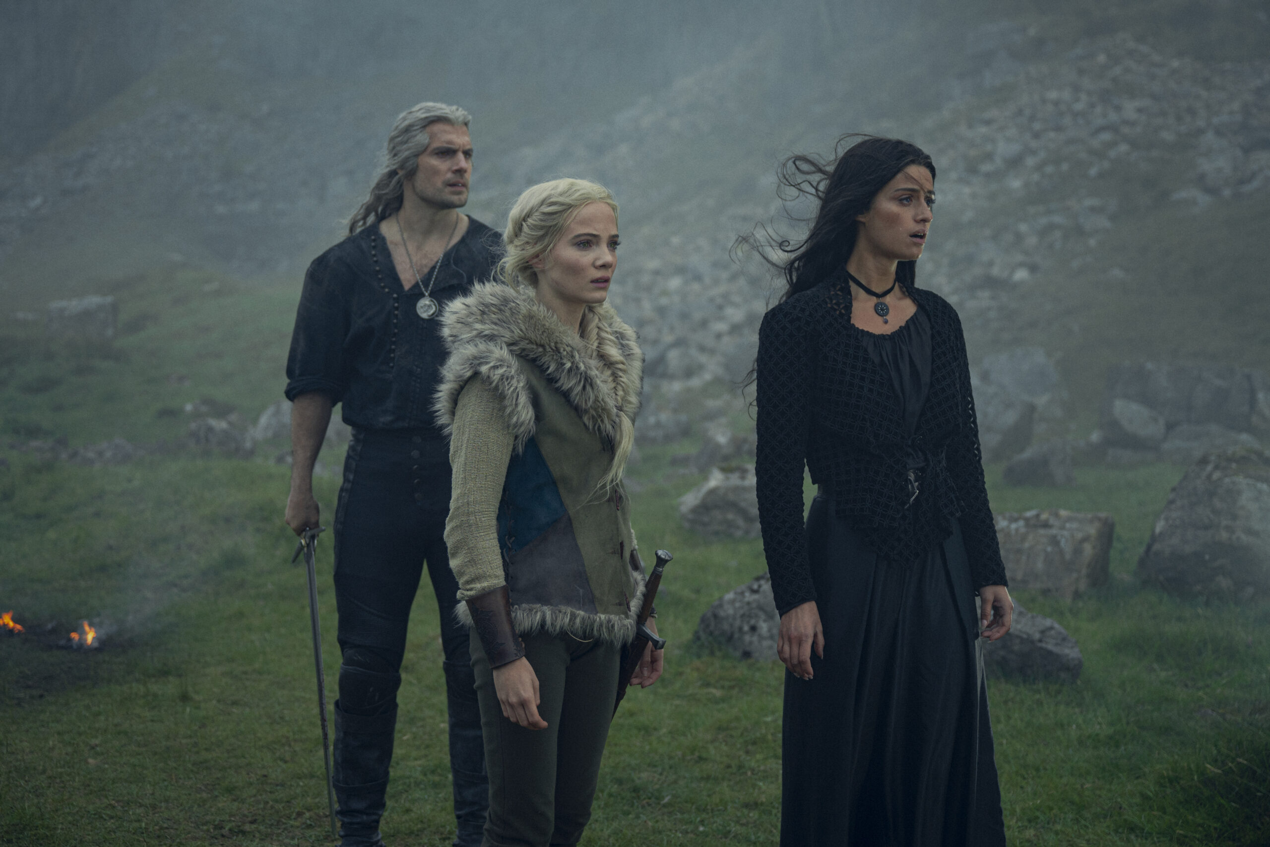 Geralt (Henry Cavill), Ciri (Freya Allan), and Yennefer (Anya Chalotra) settle on their next destination in The Witcher Season 3 Episode 1 "Shaerrawedd" (2023), Netflix